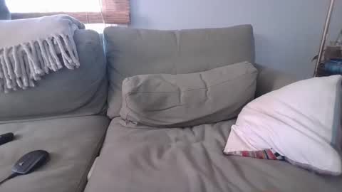 Snapshot of eggplantout chatting on 09.20.25 Eggplant Out online show from 09.20.25