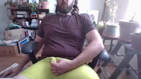 Snapshot of eggplantout chatting on 02.24.26 Eggplant Out online show from 02.24.26