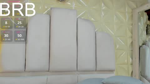 Snapshot of eileenestrada chatting on 01.22.25 Eileen from your heart online show from 01.22.25