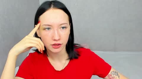 eileenmoores online show from 03.23.26