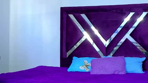 Snapshot of eimy__cute chatting on 11.17.25 eimy__cute online show from 11.17.25