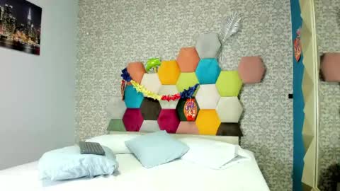 Eimy online show from 04.21.26