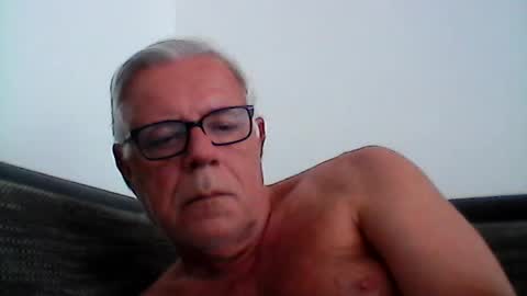 Snapshot of eisbaer1957 chatting on 06.27.26 eisbaer1957 online show from 06.27.26