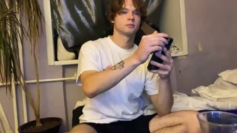 Snapshot of eitanhere chatting on 10.30.25 Eitan online show from 10.30.25