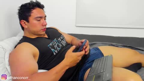 EITHAN CONOR online show from 02.12.26