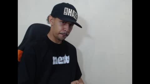 Instagram BelowAbajo online show from 06.17.26
