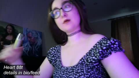 If you like it when I meow give me a thumbs up online show from 02.07.25