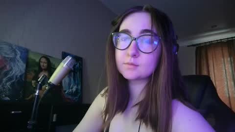 If you like it when I meow give me a thumbs up online show from 03.11.25