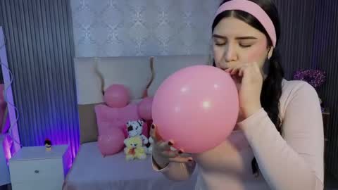 ela_tay1 online show from 04.18.26