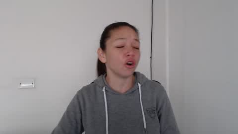 Snapshot of elaine_cooper_21 chatting on 09.17.25 Eli online show from 09.17.25