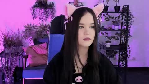 Your sweet girl online show from 12.17.25