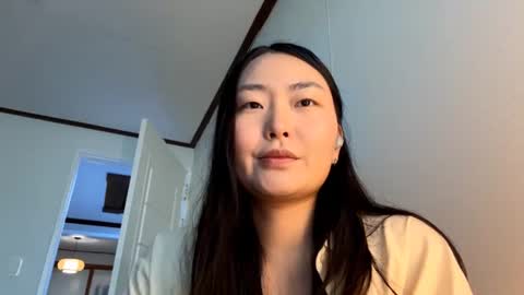Mila online show from 06.19.26