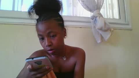 elalia1234 online show from 12.05.25