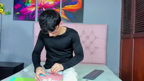 Elan Giralon online show from 01.13.26