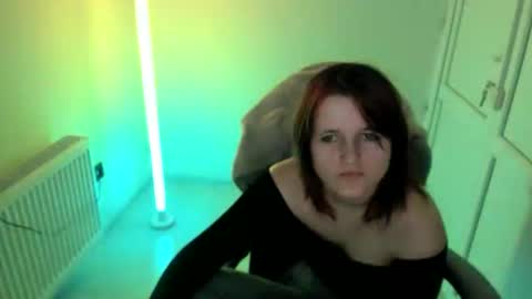 Evie online show from 05.10.26