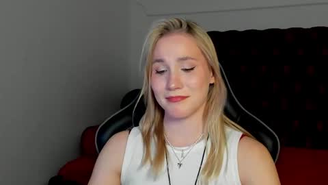 elaravoltage online show from 04.29.26