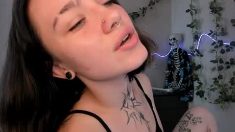 elastikiss online show from 06.25.26