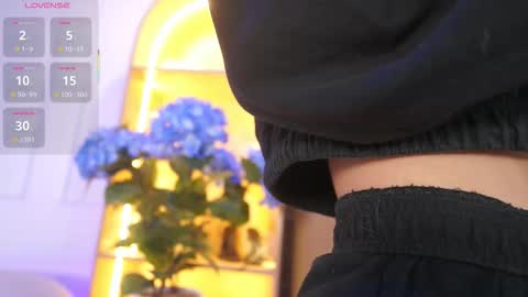 Elasummeer online show from 12.03.25