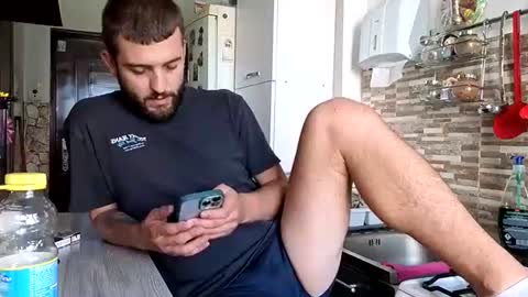 Snapshot of elchapoguzman95 chatting on 09.22.25 elchapoguzman95 online show from 09.22.25