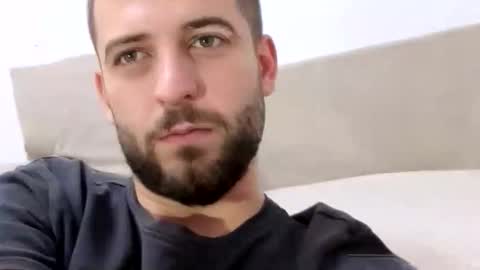 Snapshot of elchapoguzman95 chatting on 11.25.25 elchapoguzman95 online show from 11.25.25