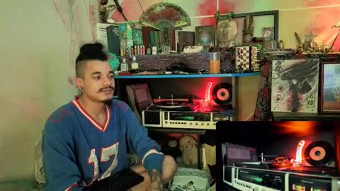 Snapshot of eleazar_blake chatting on 11.22.25 Sir Eleazar online show from 11.22.25