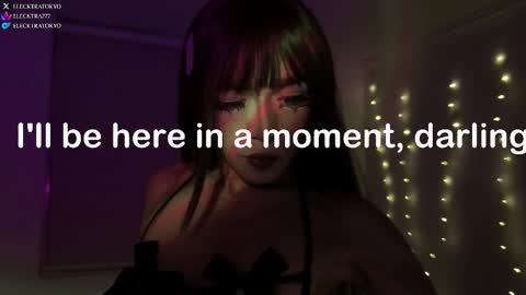 ELECKTRA online show from 10.25.25