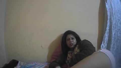 Isabella online show from 09.25.25