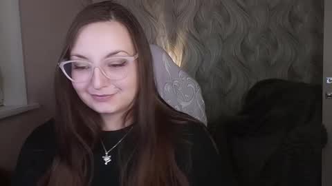 Snapshot of elegant_audacity chatting on 02.13.25 Rachel online show from 02.13.25