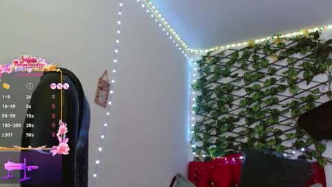 Snapshot of elektra_91 chatting on 04.19.26 elektra online show from 04.19.26