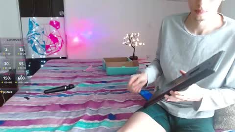 Elektra and Konan online show from 02.11.25