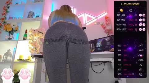 Elena online show from 01.25.25