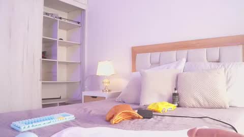 Elena online show from 12.05.25