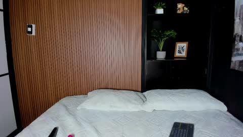 Snapshot of elena_rosse chatting on 05.09.26 Elena online show from 05.09.26