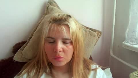 Elena online show from 04.10.26