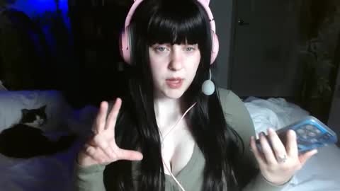 Snapshot of elenagilbert12 chatting on 09.28.25 Goddess Elena online show from 09.28.25