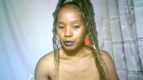 elenah013 online show from 01.14.25