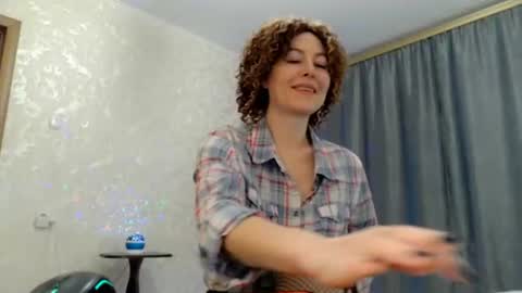 Snapshot of elenaza chatting on 02.10.26 elenaza online show from 02.10.26