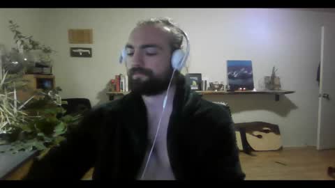 Snapshot of elephantfox chatting on 02.22.25 fox online show from 02.22.25