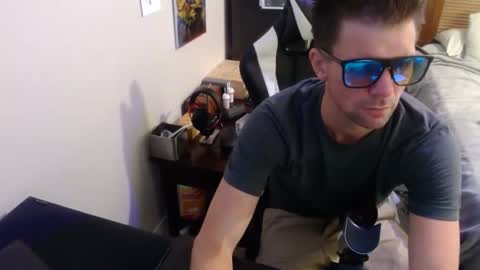 Walker online show from 09.12.25