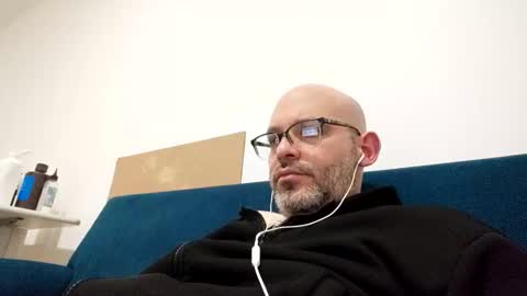 Snapshot of elgrande85 chatting on 03.02.26 elgrande85 online show from 03.02.26