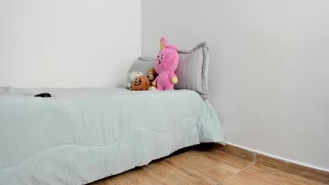 Snapshot of eli_dl chatting on 12.21.24 eli_dl online show from 12.21.24