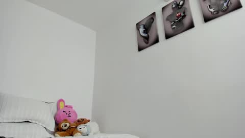 Snapshot of eli_dl chatting on 01.08.25 eli_dl online show from 01.08.25