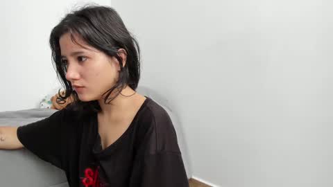 Snapshot of eli_dl chatting on 02.14.25 eli_dl online show from 02.14.25