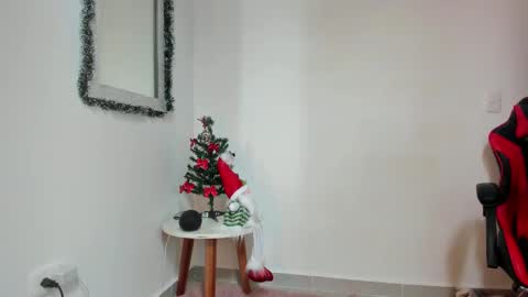 Elizabeth online show from 12.31.24