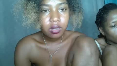 elia011 online show from 01.17.25