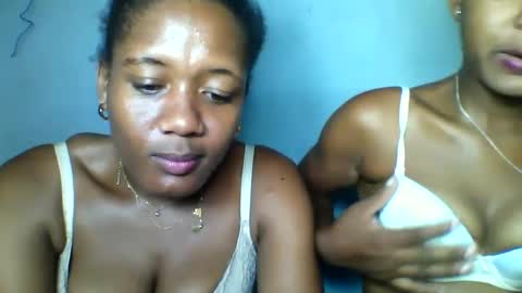 elia011 online show from 01.24.25