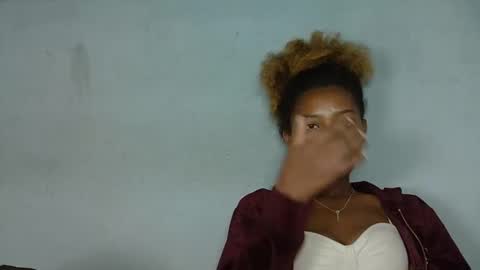 elia011 online show from 02.07.25