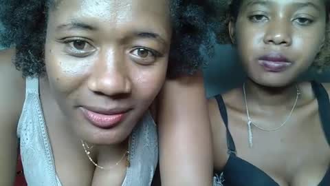 elia011 online show from 02.08.25