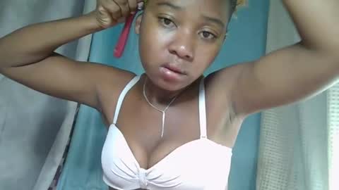 elia011 online show from 02.23.25