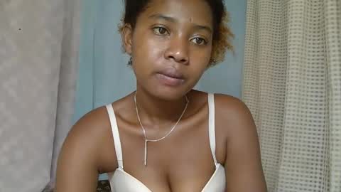 elia011 online show from 02.23.25